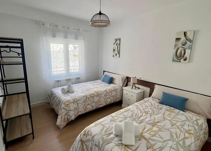 Vut El Refugio De Santiago *